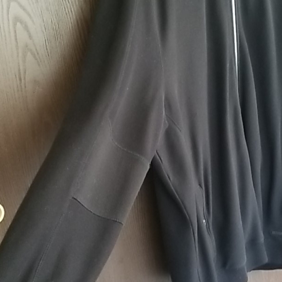 🕴🏻Calvin Klein zip up sweater🕴🏻 - Picture 4 of 7